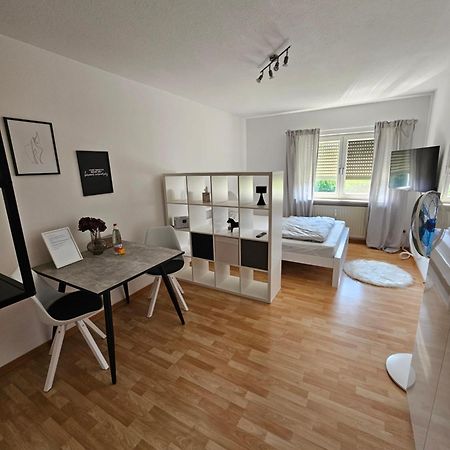Charmante 1 Zimmerwohnung Mit Stellplatz Würzburg Exterior foto